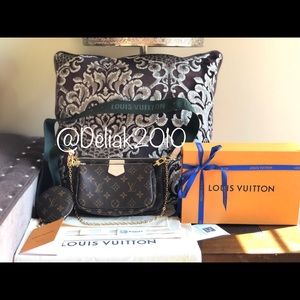 SOLD! NEW Louis Vuitton Multi Pochette Khaki 😍